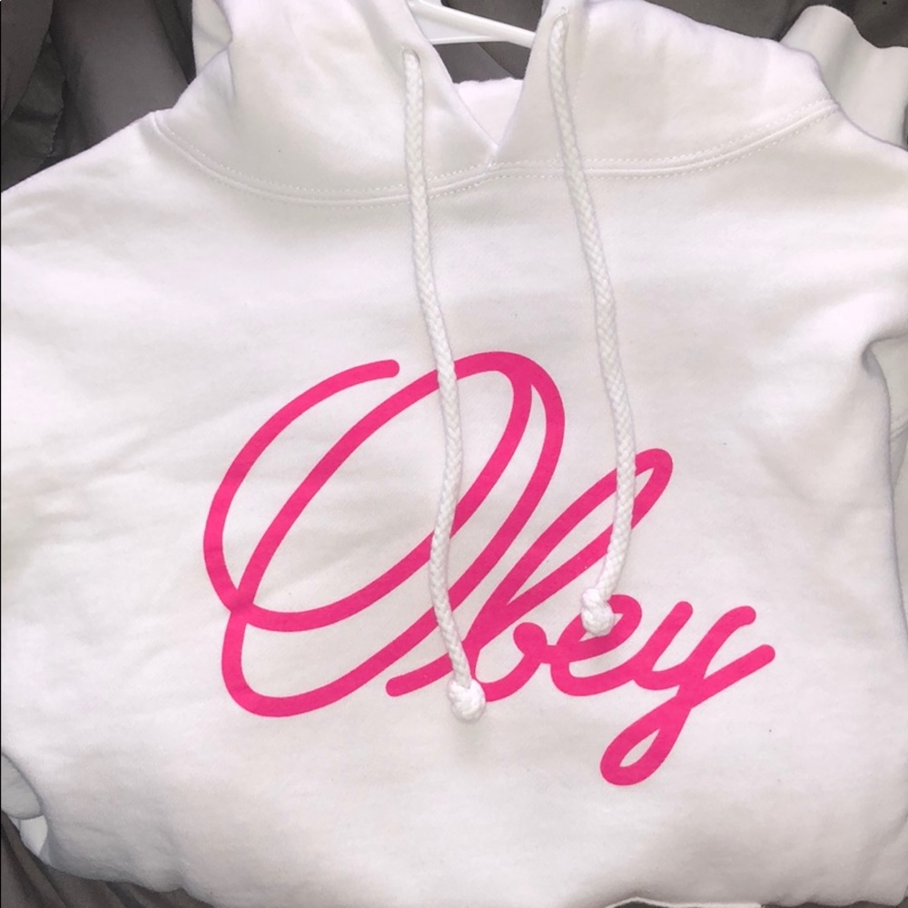 Obey hoodie !!